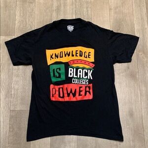 Mens‎ Support Black Colleges “Knowledge Is Power” Crewneck T-Shirt